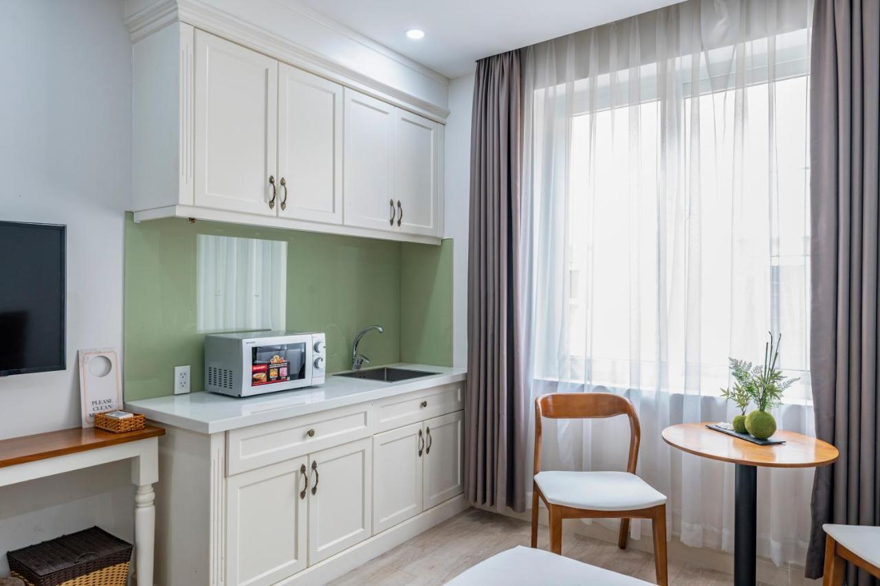 Edoya Hotel Phu My Hung Хошимин Екстериор снимка
