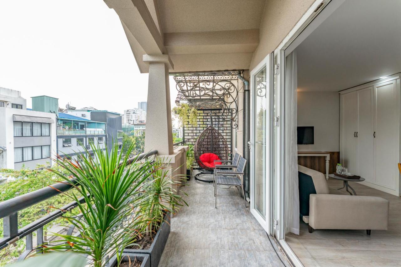 Edoya Hotel Phu My Hung Хошимин Екстериор снимка